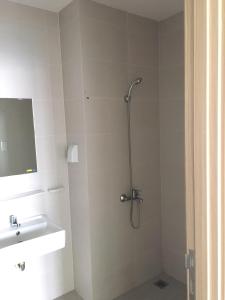 Toilet Jamila Khang Điền, Quận 9 Căn hộ Jamila Khang Điền tầng thấp, ban công hướng Tây Nam.