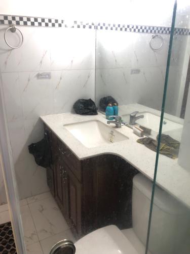 Nhà phố quận 4 Bán nhà phố đường số 40, diện tích đất 31.5m2, diện tích sàn 118.6m2, sổ hồng đầy đủ