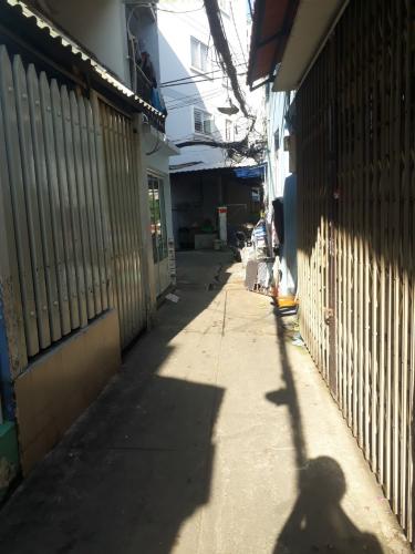 Hẻm vào Nhà phố quận 4 Bán nhà phố hẻm đường Tôn Thất Thuyết, phường 3, quận 4, diện tích đất 40.7m2, không có nội thất.