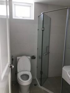 phòng tắm căn hộ sài gòn mia Căn hộ 3 phòng ngủ Saigon Mia nội thất cơ bản