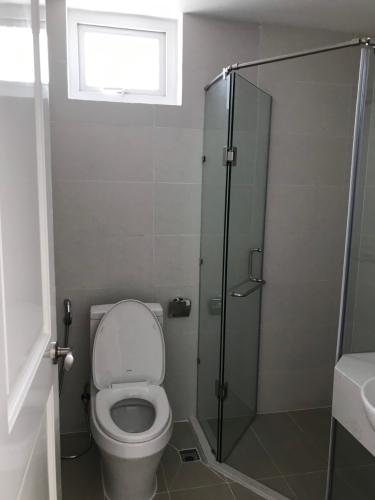 phòng tắm căn hộ sài gòn mia Căn hộ 3 phòng ngủ Saigon Mia nội thất cơ bản