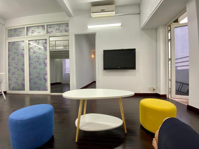 Phòng khách chung cư Phạm Viết Chánh Căn góc chung cư Phạm Viết Chánh, nội thất cao cấp, 2 ban công.