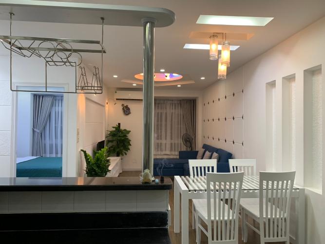 Phòng ăn Sky Garden, Quận 7 Căn hộ Sky Garden đầy đủ nội thất, view nhà phố thoáng mát.