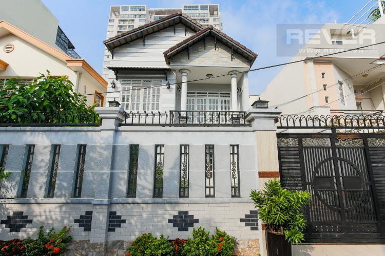 Mặt trước Nhà phố 4 phòng ngủ hẻm xe hơi đường Lâm Văn Bền Quận 7