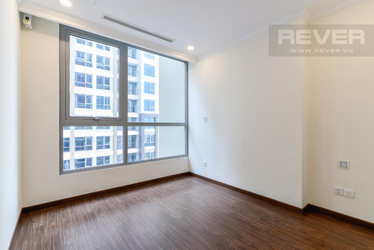 Phòng Ngủ Căn hộ Vinhomes Central Park 1 phòng ngủ tầng cao L6 nhà trống