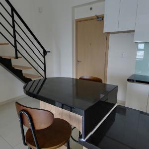 Phòng M-One Nam Sài Gòn, Quận 7 Căn hộ Office-tel M-One Nam Sài Gòn tầng thấp, view quận 1 sầm uất