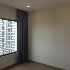 Phòng ngủ căn hộ Vinhomes Grand Park Căn hộ Vinhomes Grand Park nội thất cơ bản, view thành phố.