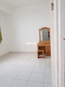 Phòng ngủ căn hộ Lotus Apartment Căn hộ Lotus Apartment cửa hướng Tây, ban công hướng Nam đón gió.