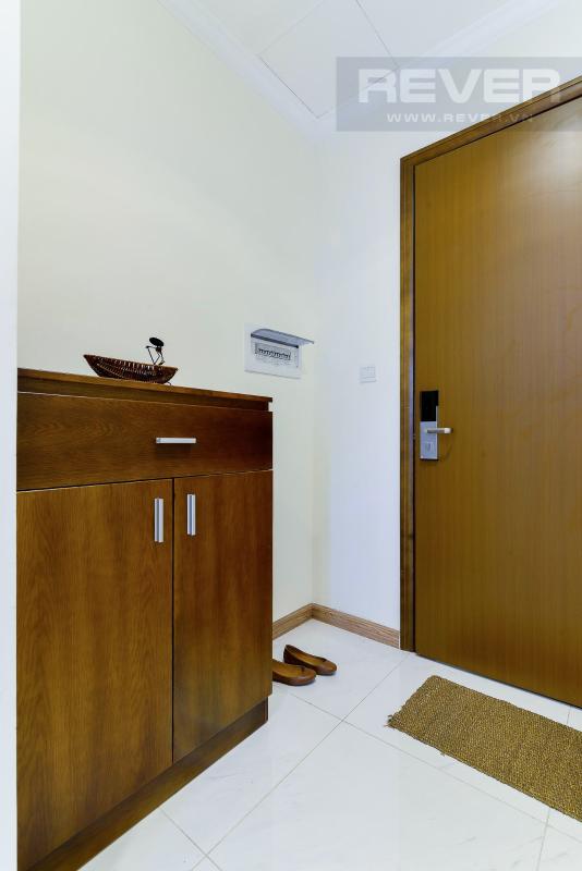 can-ho-vinhomes-central-park Cho thuê căn hộ Vinhomes Central Park 1PN, đầy đủ nội thất, ban công hướng Nam, view mé sông 