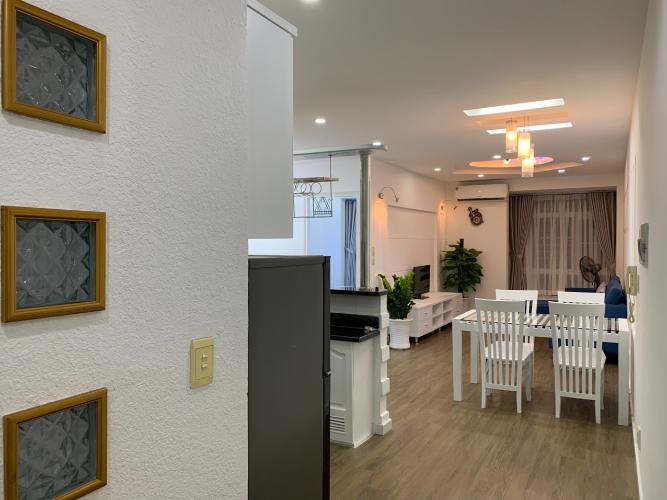 Phòng ăn Sky Garden, Quận 7 Căn hộ Sky Garden đầy đủ nội thất, view nhà phố thoáng mát.