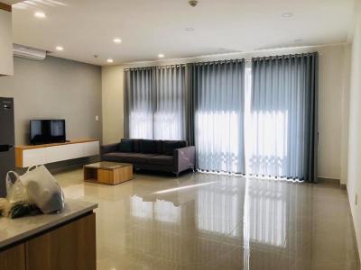 Cho thuê căn hộ Sunrise Riverside 2 phòng ngủ thuộc tầng trung, diện tích 83m2