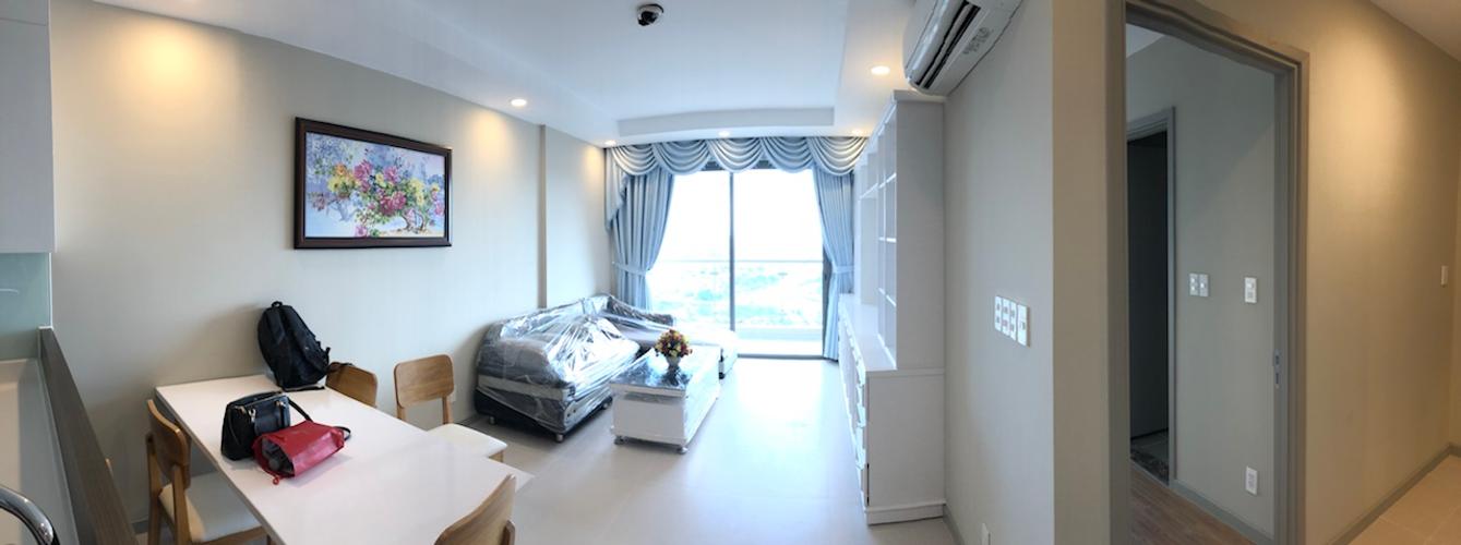 Phòng khách căn hộ The Gold View Căn hộ The Gold View 2 phòng ngủ nội thất đầy đủ view hồ bơi.