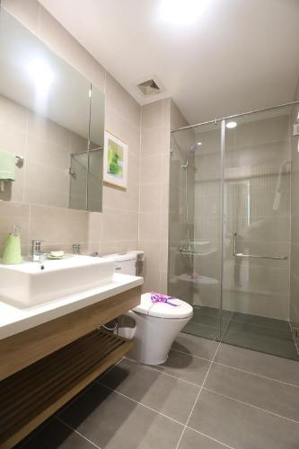 Nhà mẫu Akari City, Bình Tân Căn hộ Akari City tầng 5, bàn giao nội thất cơ bản, thiết kế hiện đại.