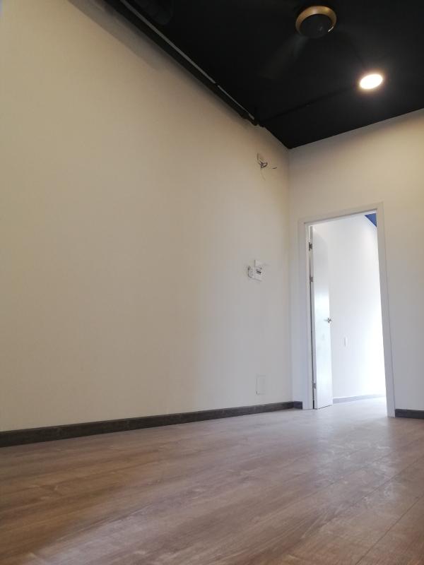 20 Bán nhà KDC Rosita Garden, Quận 9, kết cấu 3 tầng, hướng Đông Bắc