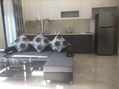 Phòng khách căn hộ Vinhomes Golden River Cho thuê căn hộ Vinhomes Golden River 2PN, diện tích 70m2, đầy đủ nội thất, view sông Sài Gòn