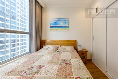 Phòng ngủ 2 Căn hộ Vinhomes Central Park 2 phòng ngủ, tầng thấp C2, nội thất đầy đủ