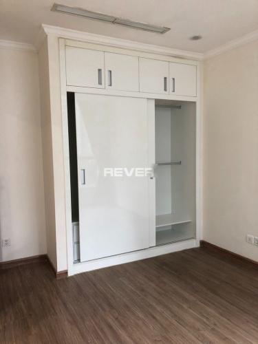 Căn hộ Vinhomes Central Park, Bình Thạnh Căn hộ Vinhomes Central Park hướng Tây, view nội khu thoáng mát.