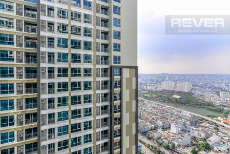 View Căn hộ Vinhomes Central Park 1 phòng ngủ tầng cao L6 nhà trống