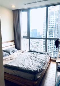 Phòng ngủ căn hộ 2PN Vinhomes Central Park Cho thuê căn hộ Vinhomes Central Park thuộc tòa Park 6 tầng cao, diện tích 70m2 
