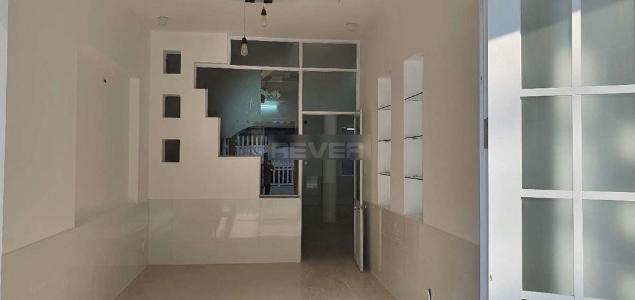 Bên trong biệt thự Lương Định Của, Quận 2 Biệt thự mặt tiền quận 2, diện tích 140m2, hướng Tây.