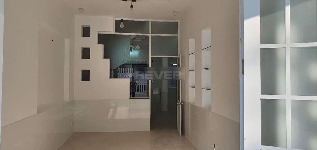 Bên trong biệt thự Lương Định Của, Quận 2 Biệt thự mặt tiền quận 2, diện tích 140m2, hướng Tây.