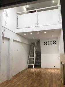  Bán nhà mặt tiền đường Nguyễn Phúc Nguyên, Quận 3, cách Vòng xoay Công trường Dân chủ 130m