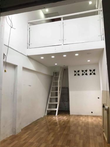  Bán nhà mặt tiền đường Nguyễn Phúc Nguyên, Quận 3, cách Vòng xoay Công trường Dân chủ 130m