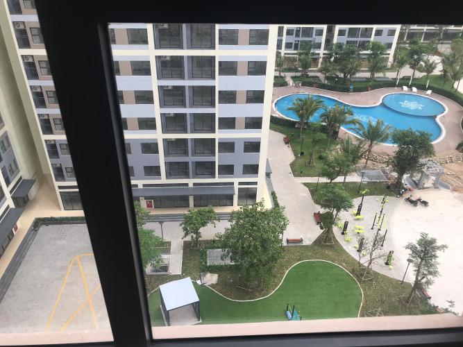 View Vinhomes Grand Park Quận 9 Căn hộ Vinhomes Grand Park tầng trung, ban công hướng Đông Bắc.