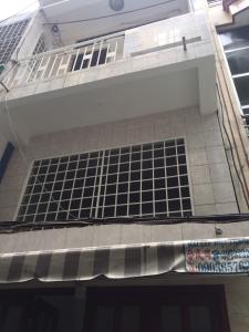 Bán nhà phố 2 tầng, đường hẻm Đoàn Văn Bơ, phường 9, quận 4, diện tích đất 20.9m2, sổ hồng đầy đủ.