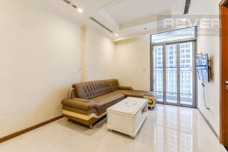 Phòng khách Officetel Vinhomes Central Park 2 phòng ngủ tầng trung L4 đầy đủ tiện nghi