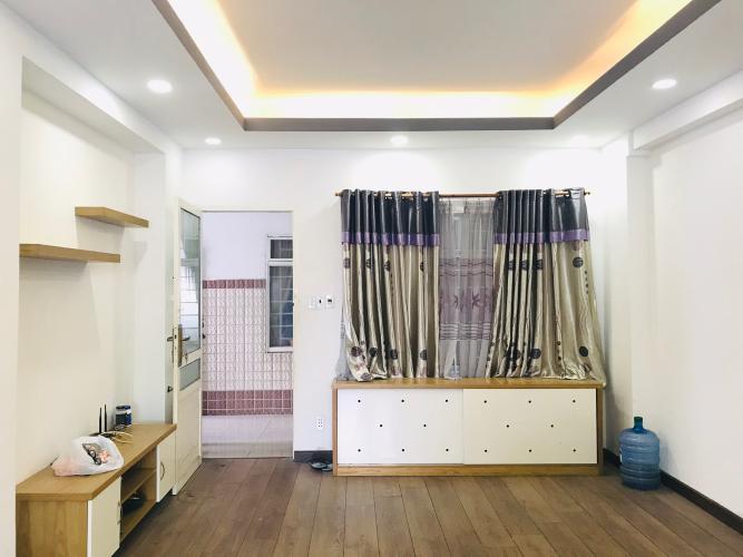 Phòng khách chung cư Tôn Thất Thuyết Bán căn hộ chung cư Tôn Thất Thuyết, thiết kế trẻ trung, hiện đại.