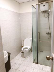 Toilet căn hộ E-home 5 The Bridgeview Bán căn hộ E-home 5 The Bridgeview, căn hộ tầng thấp, diện tích 51.6m2