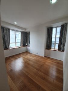 a8e6e752e2e906b75ff8.jpg Bán căn hộ Sunrise City 2 phòng ngủ, diện tích 106m2, nội thất cơ bản, hướng Nam