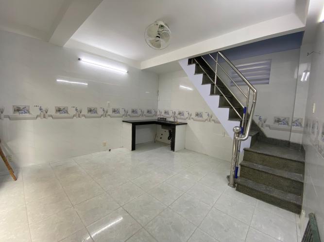 Nhà phố hẻm Cách Mạng tháng 8 quận 10 Nhà phố hẻm Cách Mạng Tháng Tám nội thất cơ bản