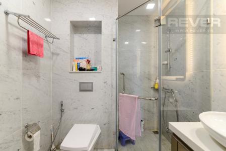 Phòng Tắm 1 Bán hoặc cho thuê căn hộ Vinhomes Central Park 3PN, tháp Landmark 81, đầy đủ nội thất, view sông Sài Gòn