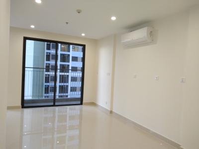 Phòng khách Vinhomes Grand Park Quận 9 Căn hộ Vinhomes Grand Park tầng trung, nội thất cơ bản.