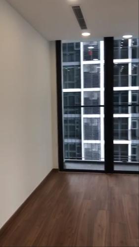 phòng ngủ Eco Green Saigon Bán căn hộ Eco Green Saigon tầng cao, nội thất cơ bản, bàn giao ngay