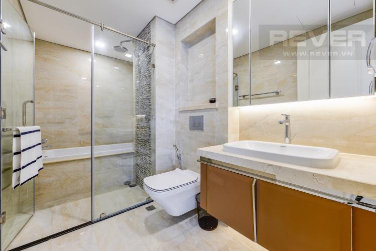 Phòng tắm 1 Căn hộ Vinhomes Golden River 3 phòng ngủ tầng trung A4 view sông