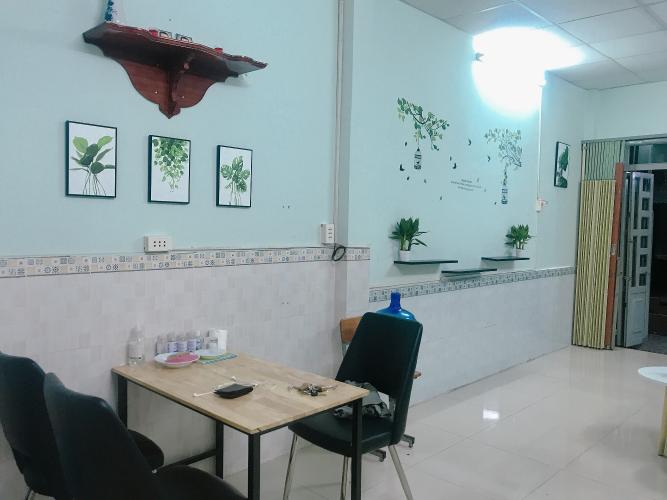 Phòng làm việc nhà phố Quốc lộ 13, Thủ Đức Nhà phố hẻm Quốc lộ 13 hướng Đông Nam, sổ hồng riêng.