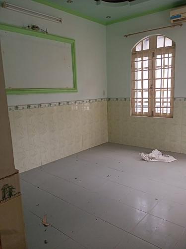 Phòng ngủ nhà phố Quận 5 Nhà phố đường Phạm Hữu Chí diện tích 45.2m2, sổ hồng pháp lý đầy đủ.