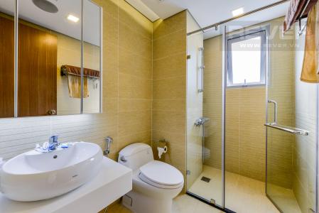 Phòng tắm 1 Căn hộ Vinhomes Central Park 3PN đầy đủ nội thất, có thể dọn vào ở ngay