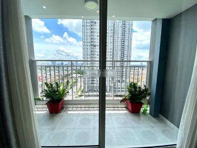 Căn hộ Sunrise City, Quận 7 Căn hộ tầng cao Sunrise City đầy đủ nội thất, view hồ bơi.