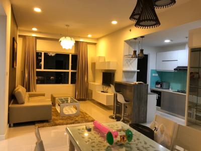 phòng khách căn hộ sunrise city Căn hộ Sunrise City tầng cao, hướng Đông Nam, đầy đủ nội thất.