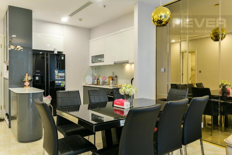 Phòng ăn và bếp căn hộ Vinhomes Golden River Bán hoặc cho thuê Vinhomes Golden River 2PN, tháp The Aqua 1, đầy đủ nội thất, view sông và nội khu