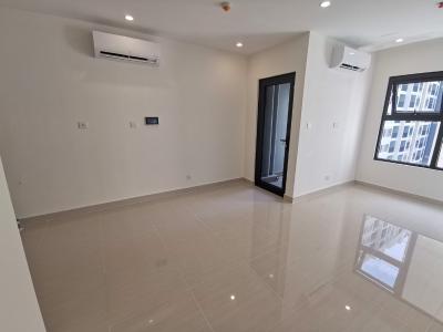 Phòng khách căn hộ Vinhomes Grand Park Căn hộ Vinhomes Grand Park đầy đủ nội thất, view nội khu thoáng mát.