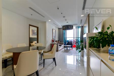 Phòng Khách Bán hoặc cho thuê căn hộ Vinhomes Central Park 3PN, tháp Landmark 81, đầy đủ nội thất, view sông Sài Gòn