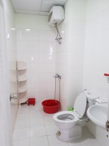 Phòng tắm , Căn hộ Topaz City , Quận 8 Căn hộ Topaz City tầng 8 ban công hướng Nam, nội thất đầy đủ.