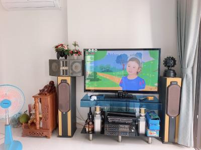 Phòng khách Vinhomes Grand Park Quận 9 Căn hộ đầy đủ nội thất Vinhomes Grand Park đón view nội khu.