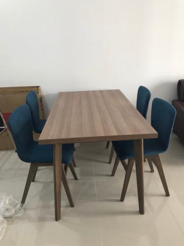 Phòng ăn căn hộ SUNRISE RIVERSIDE Cho thuê căn hộ Sunrise Riverside 3PN, hướng Bắc, đầy đủ nội thất, view sông và nội khu