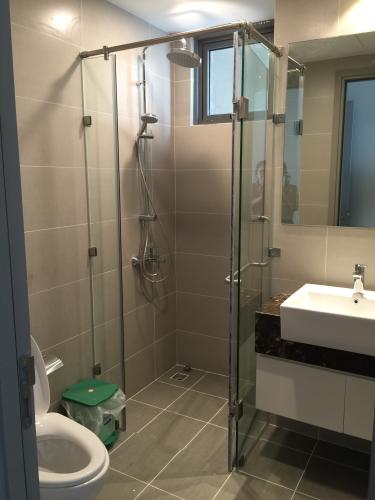 Nhà vệ sinh căn hộ The Gold View Căn hộ The Gold View đầy đủ nội thất, view sông mát mẻ trong lành.